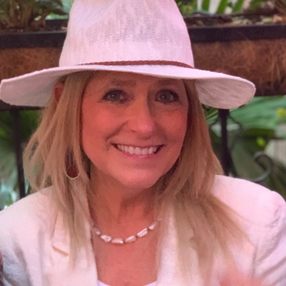 Meet your Posher, Jody - Picture 1 of 1